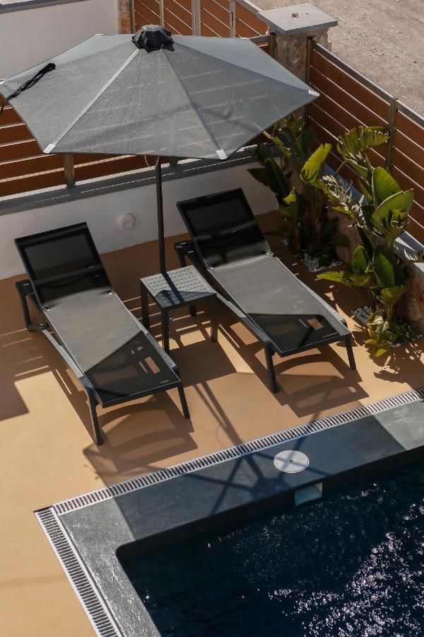 The Z Private Villa, Santorini Монолітос Екстер'єр фото